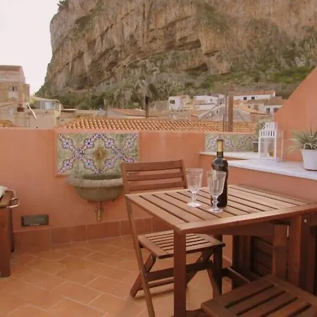 Arias - La Del Duomo Nyaraló *