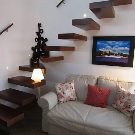 Nyaraló Arias - La Del Duomo *