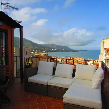 Arias - La Del Duomo Nyaraló *