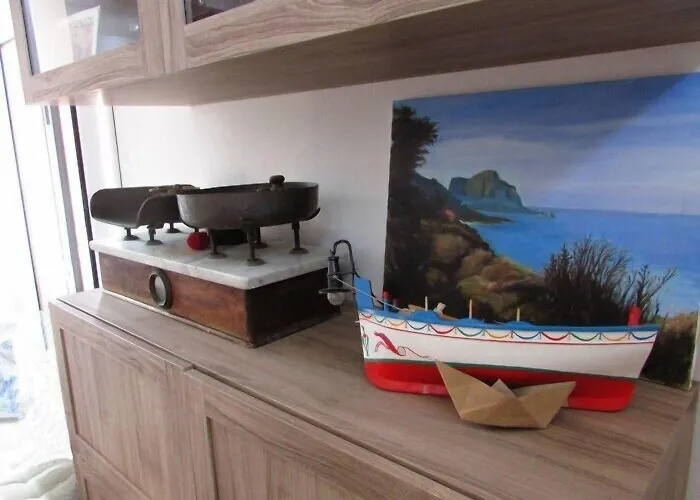 Arias - La Del Duomo Tatil Evi Cefalù